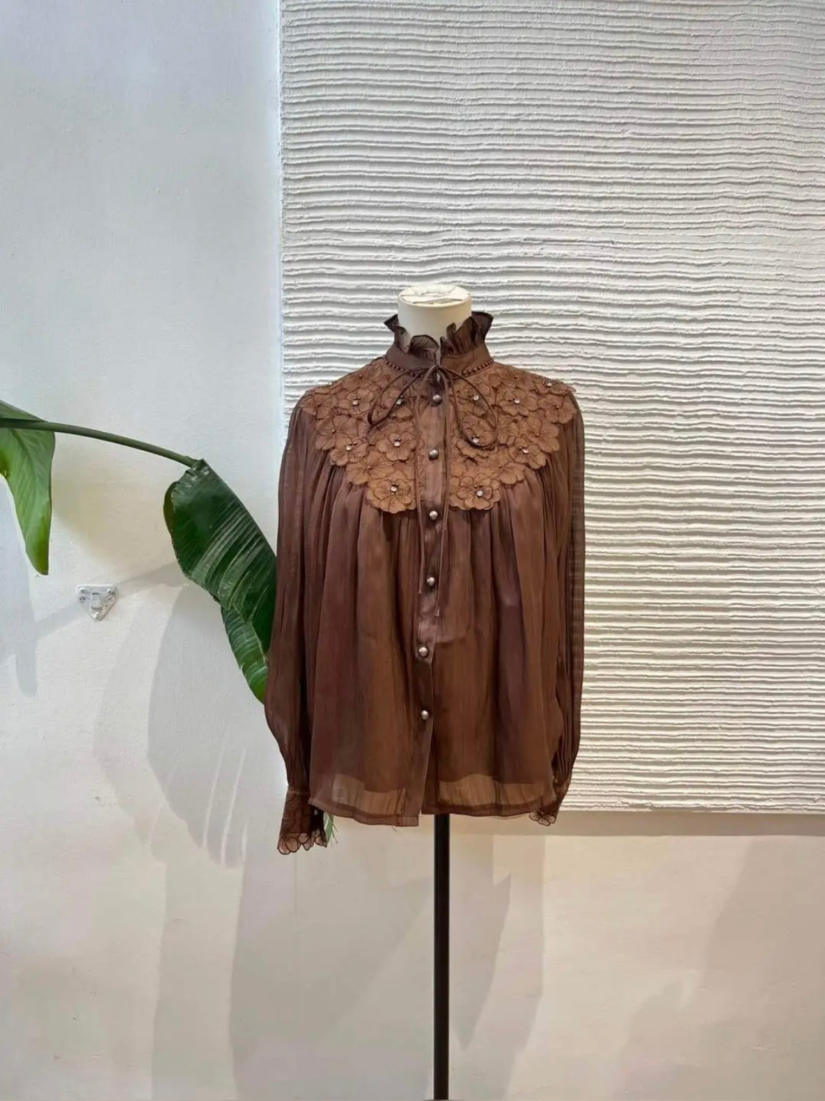 Camisa Dalia de Kartana, vista principal