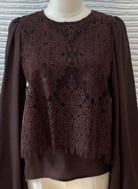 Blusa Encaje Chocolate de Kartana, vista principal