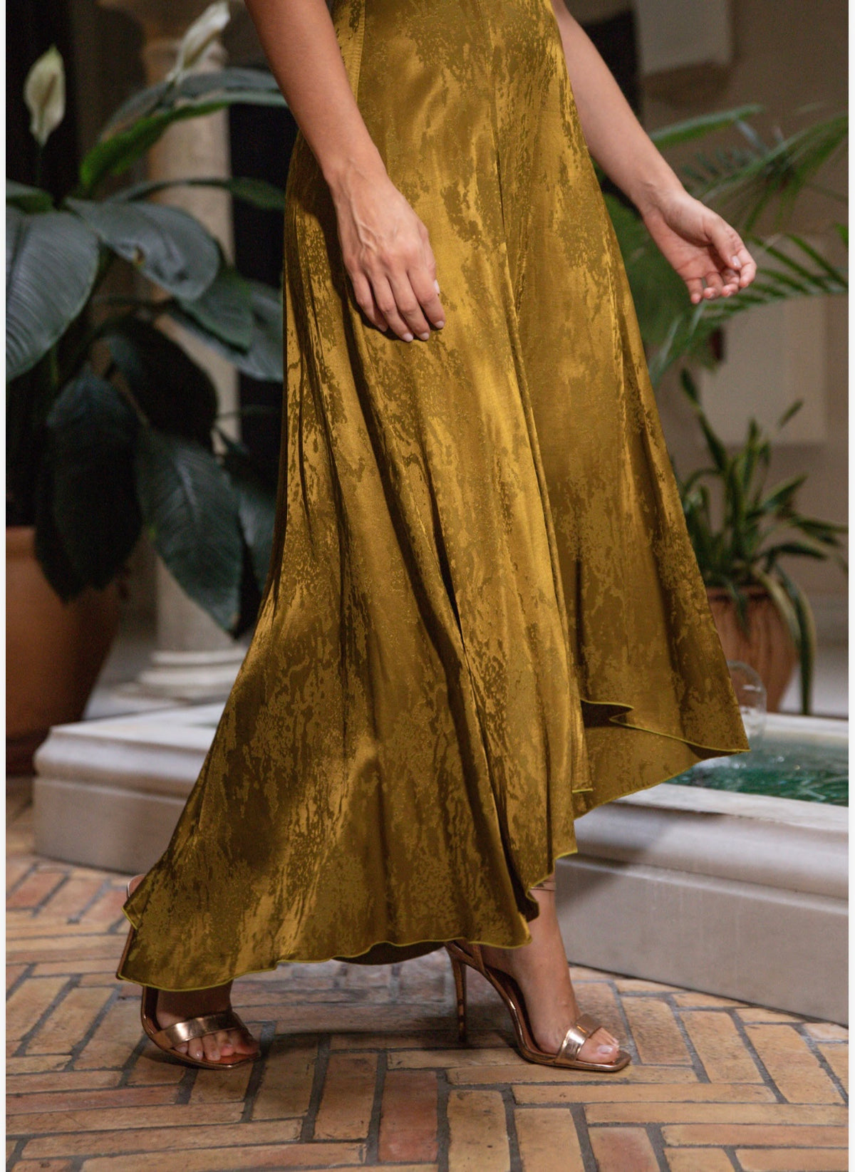 Vestido Olivia de Kartana, vista lateral