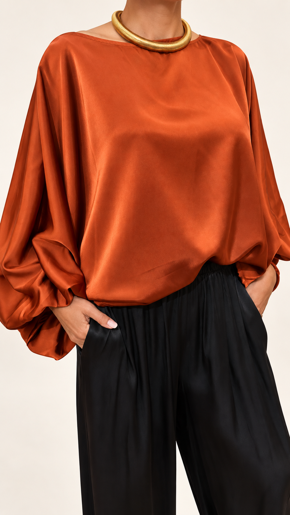 Blusa Satinada Tipo Capa Talla Única