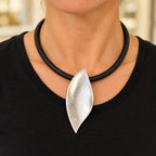 Choker Hoja